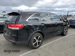 2018 Kia Sorento EX with VIN 5XYPH4A55JG339177, listed as a Copart auction lot 48930175 with 66,696 mi miles and Salvage Title. Bid and sale history available at DreamBid. Image 3.