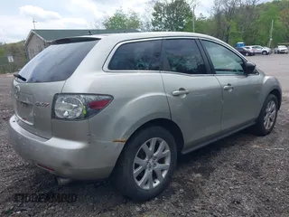 2007 Mazda CX-7 Sport z VIN JM3ER293270102194, wystawiony jako IAAI lot #42187967 z przebiegiem 97 539 mil mil oraz . Historia ofert i sprzedaży dostępna na DreamBid. Obrazek 4.