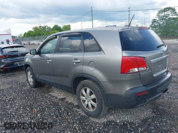 2011 Kia Sorento LX with VIN 5XYKTCA17BG023751, listed as a IAAI auction lot 42176584 with 173,072 mi miles and . Bid and sale history available at DreamBid. Image 3.