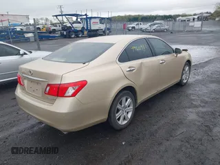 2008 Lexus ES 350 with VIN JTHBJ46G282185734, listed as a IAAI auction lot 41960980 with 176,752 mi miles. Bid and sale history available at carsss.com. Image 4.