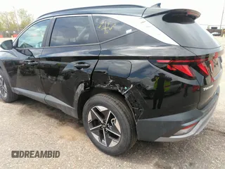 2025 Hyundai Tucson SEL with VIN 5NMJBCDEXSH496398, listed as a IAAI auction lot 42114655 with 5,902 mi miles. Bid and sale history available at carsss.com. Image 6.