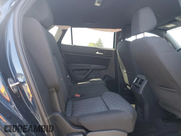2020 Volkswagen Atlas S with VIN 1V2AC2CA0LC200471, listed as a Copart auction lot 60123715 with 46,994 mi miles and Salvage title. Bid and sale history available at DreamBid. Image 11.