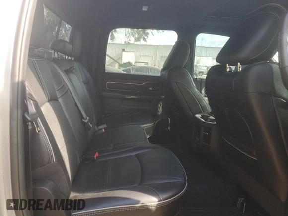 2022 Ram 2500 Limited z VIN 3C6UR5SL8NG433863, wystawiony jako Copart lot #76422054 z przebiegiem Nie podano mil oraz Nie do naprawy • Non repairable. Historia ofert i sprzedaży dostępna na DreamBid. Obrazek 10.