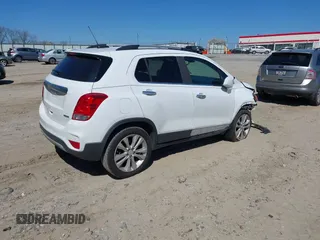 2017 Chevrolet Trax LT with VIN KL7CJRSB9HB084197, listed as a IAAI auction lot 41707414 with 91,666 mi miles and . Bid and sale history available at carsss.com. Image 4.
