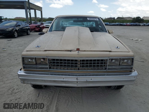 1986 Chevrolet El Camino SS z VIN 3GCCW80H8GS916332, wystawiony jako Copart lot #58666075 z przebiegiem 90 693 mil mil oraz Czysty tytuł • Clean title. Historia ofert i sprzedaży dostępna na DreamBid. Obrazek 5.