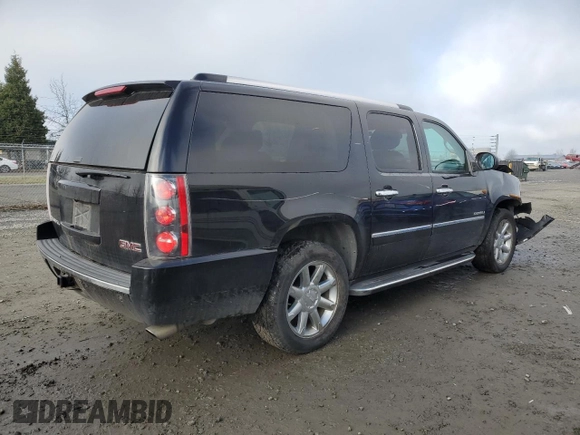 2014 GMC Yukon XL Denali with VIN 1GKS2MEFXER105451, listed as a Copart auction lot 87969055 with 195,639 mi miles and Salvage Title. Bid and sale history available at carsss.com. Image 3.