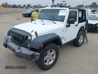2015 Jeep Wrangler Sport с VIN 1C4AJWAG6FL692935, выставлен на аукционе IAAI как лот 42191108 с пробегом 183 400 миль миль и . История ставок и продаж доступна на DreamBid. Изображение 2.