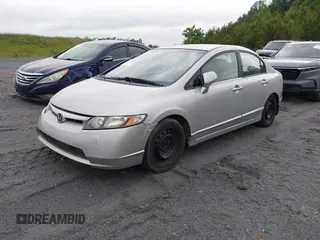 2006 Honda Civic LX z VIN 1HGFA16556L111894, wystawiony jako IAAI lot #41443692 z przebiegiem 280 229 mil mil oraz . Historia ofert i sprzedaży dostępna na DreamBid. Obrazek 2.