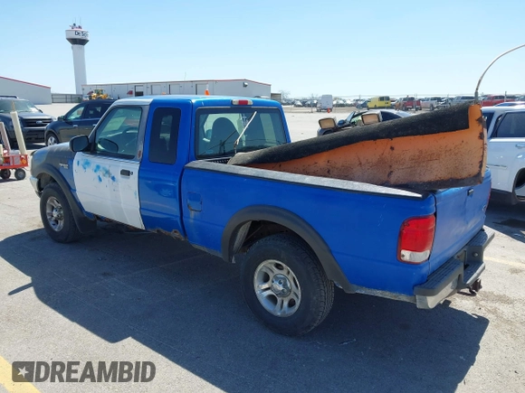 2000 Ford Ranger XLT with VIN 1FTZR15X0YPA34693, listed as a IAAI auction lot 42032043 with 148,099 mi miles. Bid and sale history available at carsss.com. Image 3.