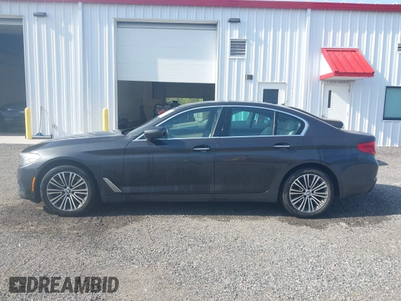 2017 BMW 5 Series 530i xDrive with VIN WBAJA7C33HG905610, listed as a IAAI auction lot 42107300 with 116,301 mi miles and . Bid and sale history available at carsss.com. Image 14.
