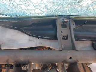 2005 Ford F-350 с VIN 1FDSW34P05EC95736, выставлен на аукционе IAAI как лот 41988078 с пробегом Не указан миль и . История ставок и продаж доступна на DreamBid. Изображение 14.