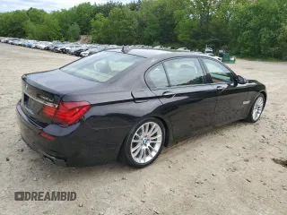 2015 BMW 7 Series 750Li xDrive z VIN WBAYF8C54FD653940, wystawiony jako Copart lot #55762915 z przebiegiem 89 037 mil mil oraz Czysty tytuł • Clean title. Historia ofert i sprzedaży dostępna na DreamBid. Obrazek 3.