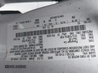 2014 Ford Focus SE with VIN 1FADP3K21EL219834, listed as a IAAI auction lot 41995901 with 172,409 mi miles. Bid and sale history available at carsss.com. Image 9.