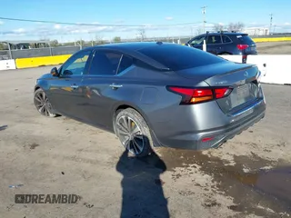 2020 Nissan Altima Platinum with VIN 1N4BL4FV9LN304659, listed as a IAAI auction lot 41507014 with 59,962 mi miles and . Bid and sale history available at carsss.com. Image 3.