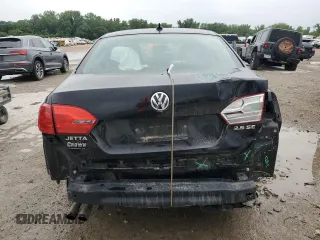 2012 Volkswagen Jetta SE с VIN 3VWDP7AJ8CM107177, выставлен на аукционе Copart как лот 57235825 с пробегом 99 793 миль миль и Списание • Salvage title. История ставок и продаж доступна на DreamBid. Изображение 6.