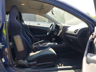 2002 Acura RSX Auto z VIN JH4DC54882C013973, wystawiony jako IAAI lot #42421173 z przebiegiem 302 530 mil mil oraz . Historia ofert i sprzedaży dostępna na DreamBid. Obrazek 5.