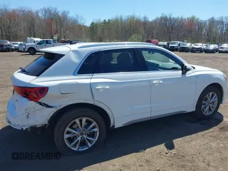 2021 Audi Q3 S line Premium z VIN WA1DECF32M1054786, wystawiony jako IAAI lot #42065278 z przebiegiem 47 615 mil mil oraz . Historia ofert i sprzedaży dostępna na DreamBid. Obrazek 17.