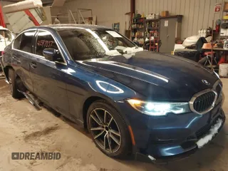 2020 BMW 3 Series 330i xDrive with VIN WBA5R7C01LFH45079, listed as a IAAI auction lot 41547337 with 67,621 mi miles. Bid and sale history available at carsss.com. Image 1.