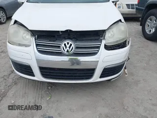 2009 Volkswagen Jetta Sedan SE with VIN 3VWRM71K99M068342, listed as a IAAI auction lot 41876215 with 161,633 mi miles. Bid and sale history available at carsss.com. Image 6.