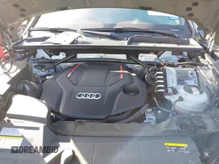 2023 Audi SQ5 Premium Plus z VIN WA1B4AFY4P2035195, wystawiony jako IAAI lot #42004734 z przebiegiem 10 353 mil mil oraz . Historia ofert i sprzedaży dostępna na DreamBid. Obrazek 10.