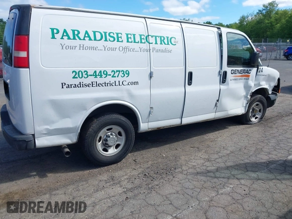 2014 Chevrolet Express Cargo z VIN 1GCWGFFA7E1137334, wystawiony jako IAAI lot #42315556 z przebiegiem 214 615 mil mil oraz . Historia ofert i sprzedaży dostępna na DreamBid. Obrazek 13.