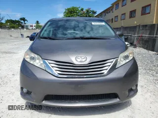 2015 Toyota Sienna XLE with VIN 5TDYK3DCXFS668851, listed as a Copart auction lot 60452005 with 205,549 mi miles and Salvage title. Bid and sale history available at DreamBid. Image 5.