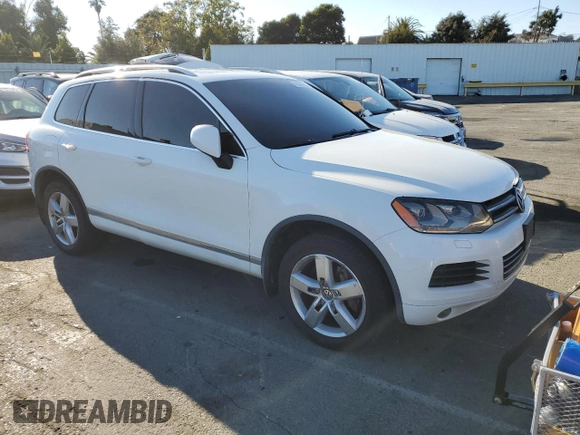 2012 Volkswagen Touareg Exec with VIN WVGEF9BP1CD010015, listed as a Copart auction lot 72646154 with 163,502 mi miles and Salvage Title. Bid and sale history available at DreamBid. Image 4.