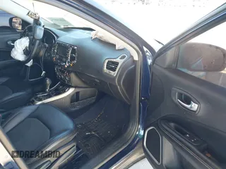 2017 Jeep Compass Latitude with VIN 3C4NJDBBXHT679623, listed as a IAAI auction lot 41810574 with 158,655 mi miles and . Bid and sale history available at DreamBid. Image 5.