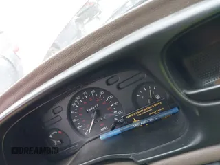1998 Ford Contour SE с VIN 1FAFP6632WK218003, выставлен на аукционе IAAI как лот 41056783 с пробегом 166 023 миль миль и . История ставок и продаж доступна на DreamBid. Изображение 7.