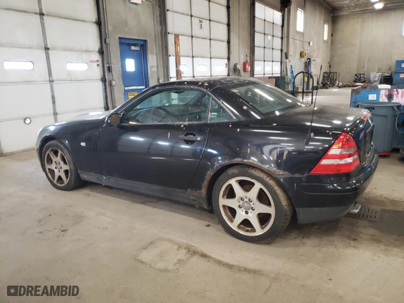 2000 Mercedes-Benz SLK-Class Kompressor with VIN WDBKK47FXYF168434, listed as a Copart auction lot 47393865 with 177,445 mi miles and Clean Title. Bid and sale history available at carsss.com. Image 2.