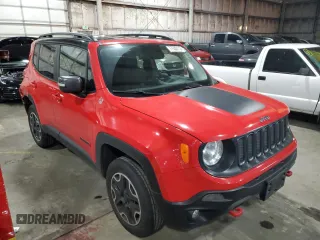 2017 Jeep Renegade Trailhawk with VIN ZACCJBCB1HPG54076, listed as a Copart auction lot 41420795 with 131,371 mi miles and Salvage title. Bid and sale history available at DreamBid. Image 4.