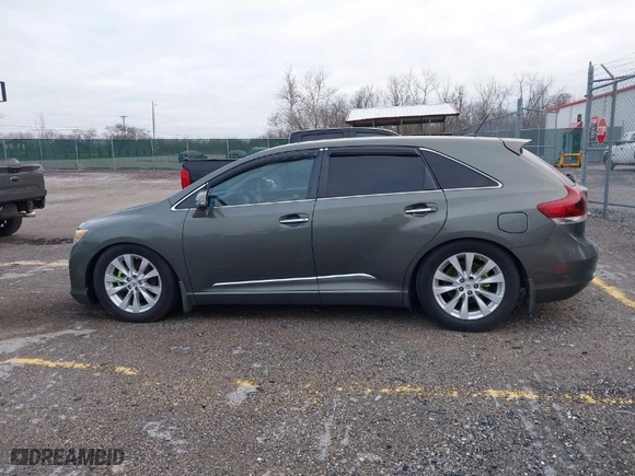 2013 Toyota Venza LE with VIN 4T3ZA3BB8DU068617, listed as a IAAI auction lot 41810117 with 130,164 mi miles. Bid and sale history available at carsss.com. Image 14.