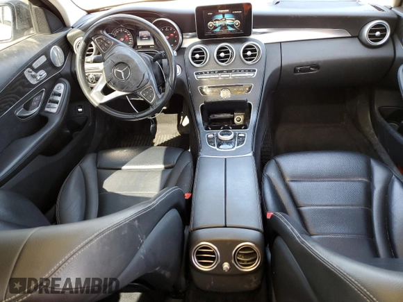 2017 Mercedes-Benz C 300 с VIN 55SWF4KB0HU192174, выставлен на аукционе Copart как лот 54015395 с пробегом 120 922 миль миль и Списание • Salvage title. История ставок и продаж доступна на DreamBid. Изображение 8.