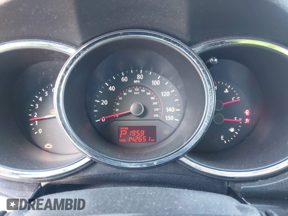 2013 Kia Sorento LX with VIN 5XYKT3A60DG379067, listed as a IAAI auction lot 41613664 with 142,651 mi miles and . Bid and sale history available at carsss.com. Image 7.