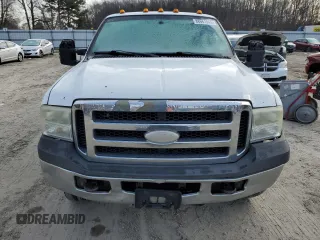 2006 Ford F-350 with VIN 1FDWX35P86EC74454, listed as a Copart auction lot 88661945 with 326,783 mi miles and Salvage title. Bid and sale history available at DreamBid. Image 5.