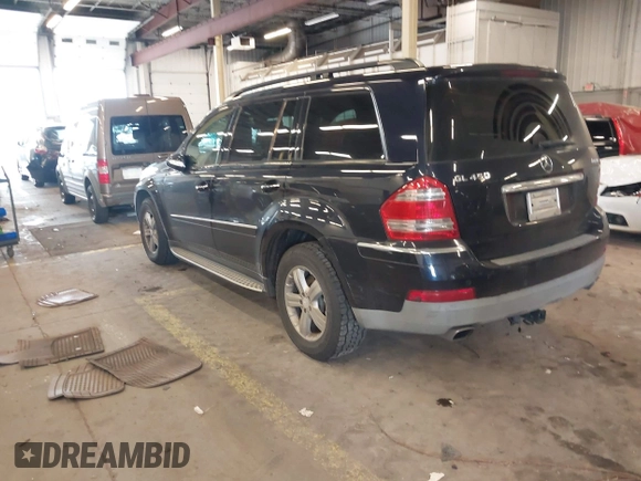 2008 Mercedes-Benz GL-Class 4.6L with VIN 4JGBF71E48A369701, listed as a IAAI auction lot 41789233 with 198,364 mi miles. Bid and sale history available at carsss.com. Image 3.