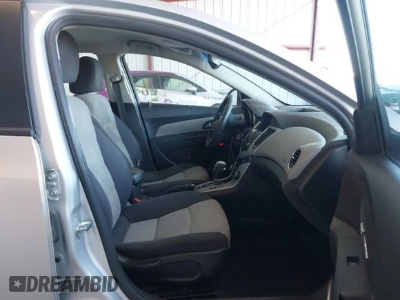 2014 Chevrolet Cruze LS with VIN 1G1PA5SG5E7148204, listed as a IAAI auction lot 42366990 with 100,424 mi miles and . Bid and sale history available at DreamBid. Image 5.