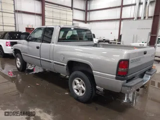 1999 Dodge Ram 1500 with VIN 1B7HF13Z1XJ547042, listed as a IAAI auction lot 41480882 with 101,270 mi miles. Bid and sale history available at carsss.com. Image 3.