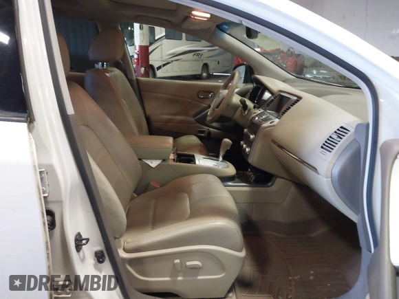 2011 Nissan Murano SL z VIN JN8AZ1MW4BW166623, wystawiony jako IAAI lot #42475943 z przebiegiem 200 646 mil mil oraz . Historia ofert i sprzedaży dostępna na DreamBid. Obrazek 5.