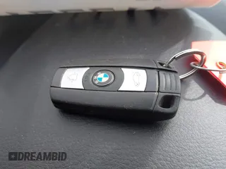 2015 BMW X1 xDrive28i with VIN WBAVL1C59FVY40443, listed as a IAAI auction lot 41777176 with 91,560 mi miles. Bid and sale history available at carsss.com. Image 11.