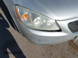 2007 Pontiac G6 with VIN 1G2ZG58B574248144, listed as a IAAI auction lot 42014849 with 174,846 mi miles. Bid and sale history available at carsss.com. Image 6.