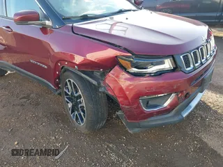 2020 Jeep Compass Limited z VIN 3C4NJCCB5LT218640, wystawiony jako IAAI lot #41218825 z przebiegiem 48 097 mil mil oraz . Historia ofert i sprzedaży dostępna na DreamBid. Obrazek 6.
