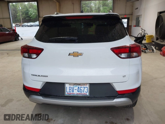 2025 Chevrolet TrailBlazer LT with VIN KL79MPSP9SB002736, listed as a IAAI auction lot 41971951 with 28,024 mi miles and . Bid and sale history available at DreamBid. Image 16.