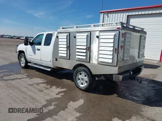 2012 Chevrolet Silverado 1500 LT with VIN 1GCRKSE06CZ198069, listed as a IAAI auction lot 41831860 with 125,511 mi miles and . Bid and sale history available at DreamBid. Image 3.