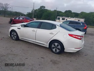 2012 Kia Optima Hybrid with VIN KNAGM4AD9C5028122, listed as a IAAI auction lot 41937927 with 125,231 mi miles. Bid and sale history available at carsss.com. Image 3.