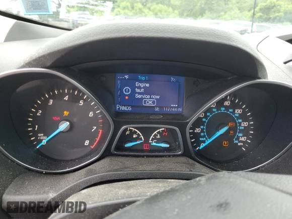 2013 Ford Escape SE z VIN 1FMCU9G9XDUC40645, wystawiony jako Copart lot #62681275 z przebiegiem 117 744 mil mil oraz Czysty tytuł • Clean title. Historia ofert i sprzedaży dostępna na DreamBid. Obrazek 9.