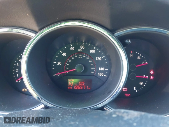 2011 Kia Sorento LX with VIN 5XYKT3A17BG012880, listed as a IAAI auction lot 41717232 with 196,571 mi miles. Bid and sale history available at carsss.com. Image 7.