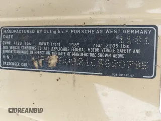 1982 Porsche 928 z VIN WP0JA0921CS820795, wystawiony jako IAAI lot #41741787 z przebiegiem 121 568 mil mil oraz . Historia ofert i sprzedaży dostępna na DreamBid. Obrazek 9.