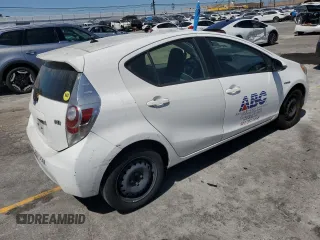 2013 Toyota Prius One with VIN JTDKDTB32D1547938, listed as a Copart auction lot 56397535 with 273,266 mi miles and Clean Title. Bid and sale history available at DreamBid. Image 3.