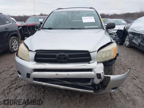 2008 Toyota RAV4 with VIN JTMBD33V985191308, listed as a IAAI auction lot 41197580 with 203,862 mi miles. Bid and sale history available at carsss.com. Image 12.